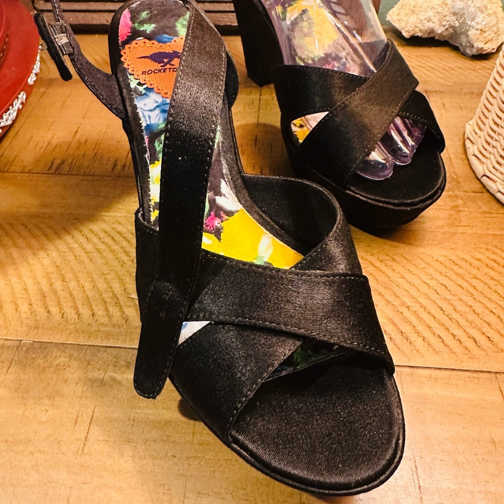 Rocketdog Black Satin Chunky Heeled Formal Event Sandal Size 8M